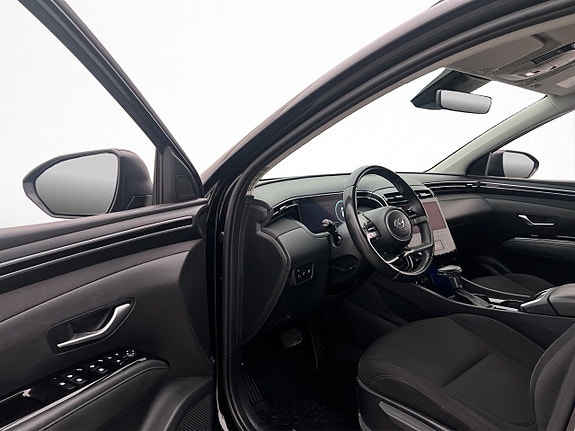 Hyundai Tucson 12 of 30