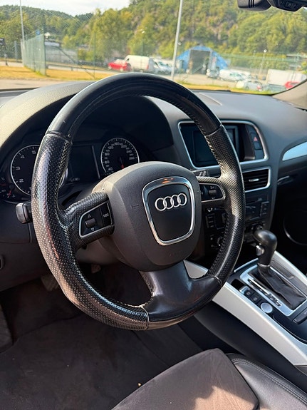 Audi Q5 12 of 17