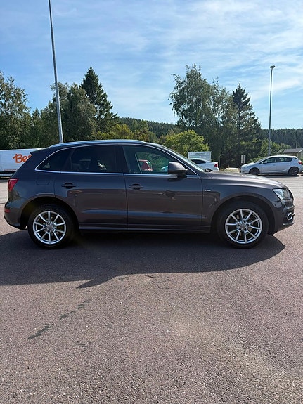 Audi Q5 6 of 17