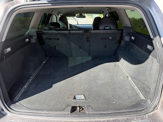 Volvo V70 5 of 7
