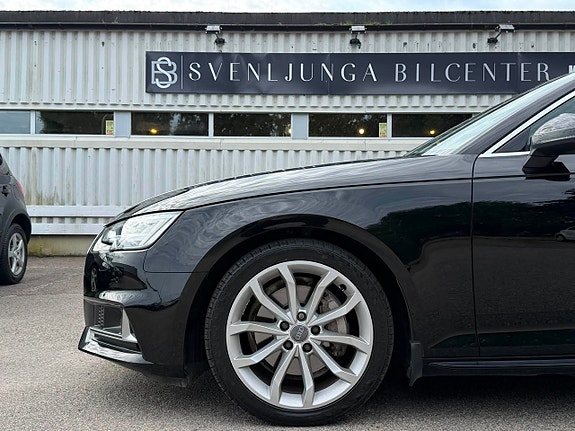 Audi A4 6 of 30