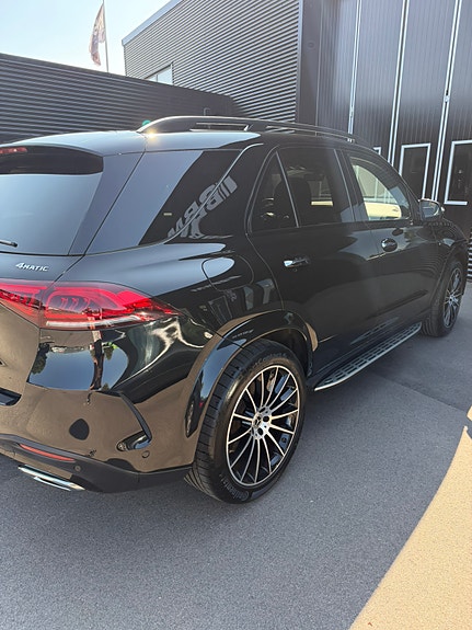 Mercedes-Benz GLE350 de 4 of 14