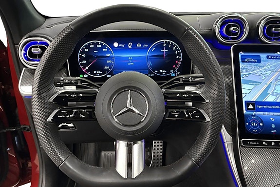 Mercedes-Benz GLC300 de 18 of 29