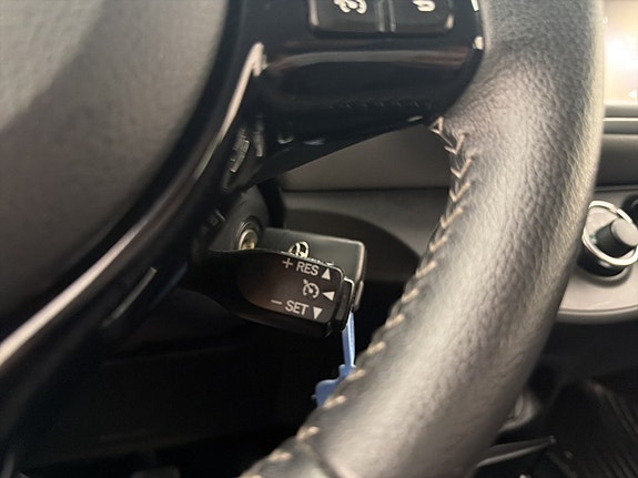 Toyota Yaris 24 of 30