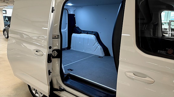 Volkswagen Caddy 11 of 13
