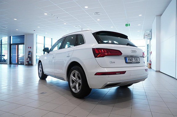 Audi Q5 4 of 11