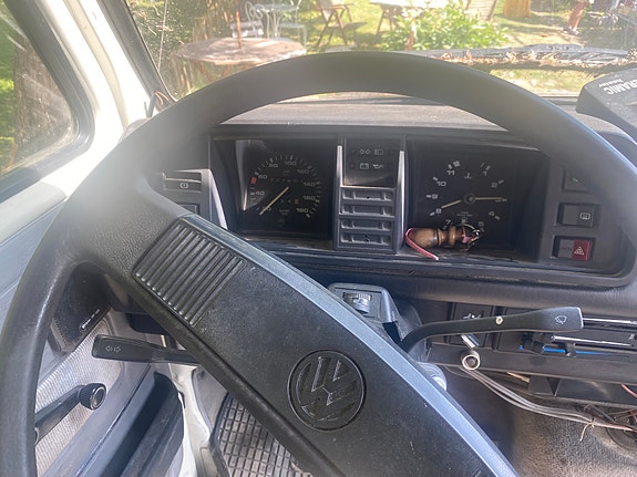 Volkswagen Caravelle 10 of 10