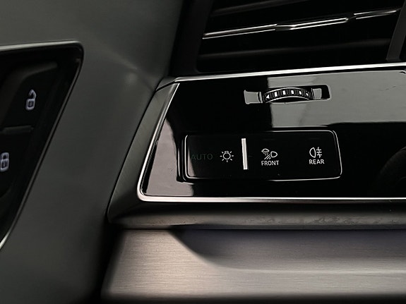 Audi Q8 27 of 30