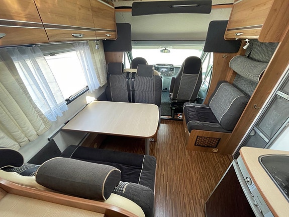 Bürstner Nexxo Family A645, våningssäng, 6 åkande, 3500 kg 2 of 20