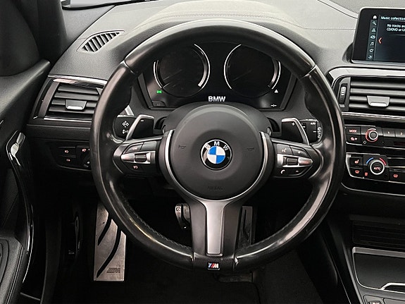 BMW 118i 10 of 29