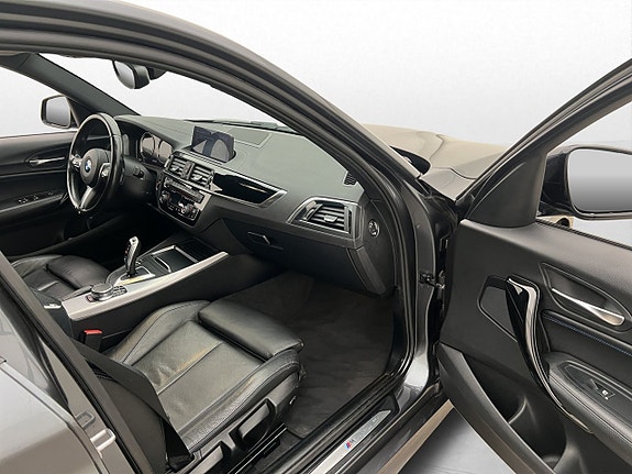 BMW 118i 22 of 29