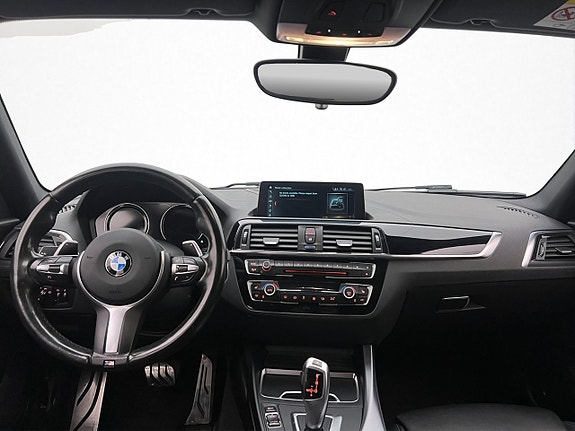BMW 118i 9 of 29