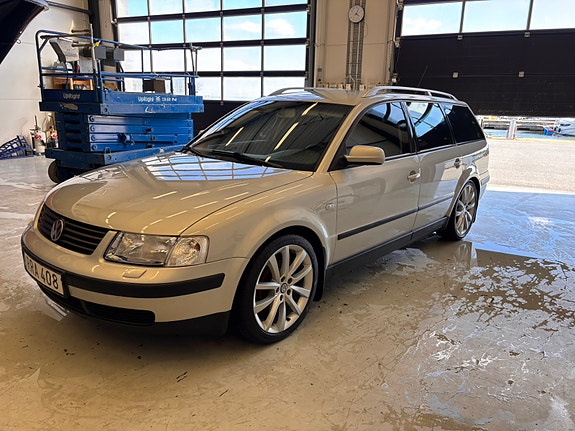 Volkswagen Passat 12 of 12