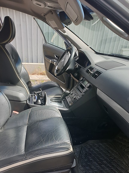 Volvo XC90 6 of 7