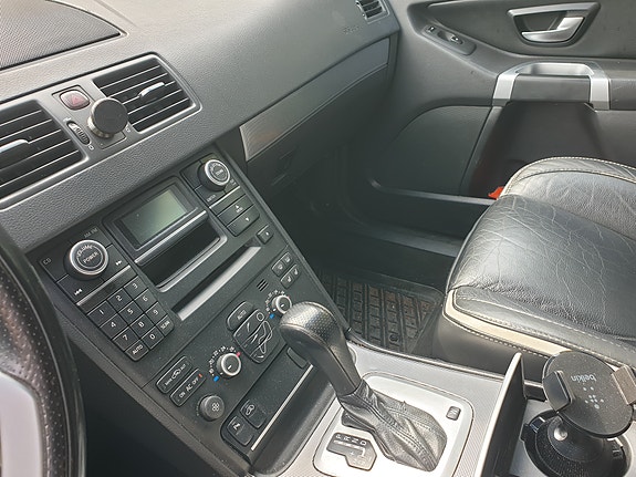 Volvo XC90 5 of 7