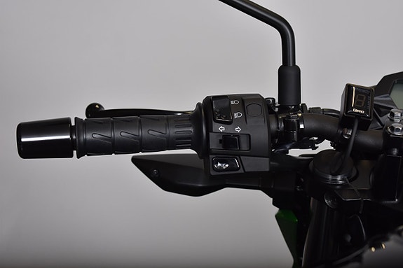 Kawasaki Z125 SPORT PACK 16 of 19