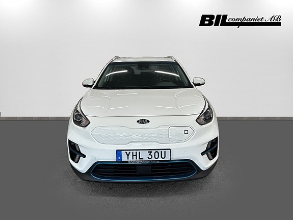 Kia e-Niro 2 of 14
