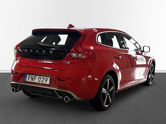 Volvo V40 4 of 10