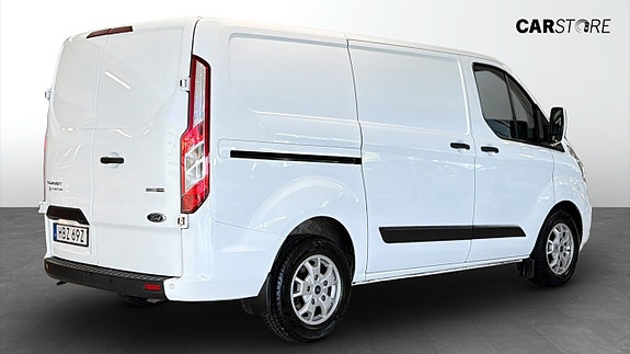 Ford Transit Custom 2 of 17