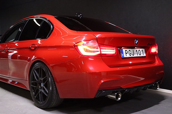 BMW 340i 9 of 28