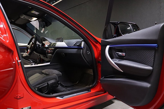 BMW 340i 15 of 28