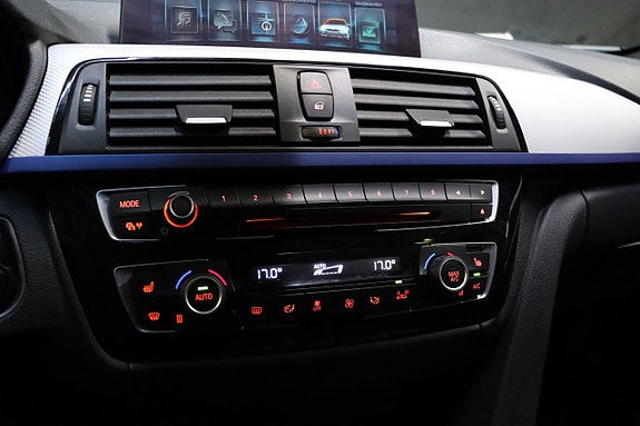 BMW 340i 22 of 28