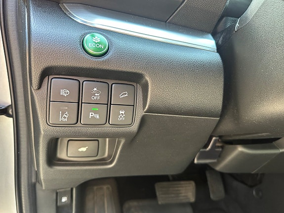 Honda CR-V 21 of 30