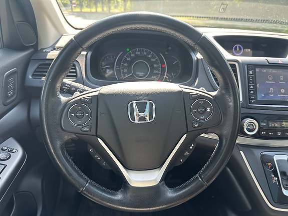 Honda CR-V 17 of 30