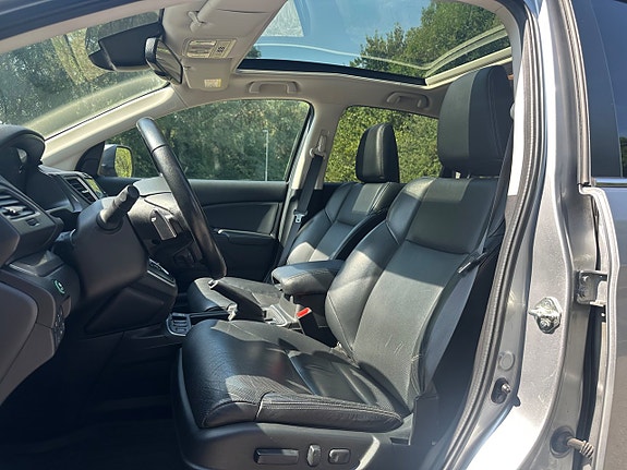 Honda CR-V 9 of 30