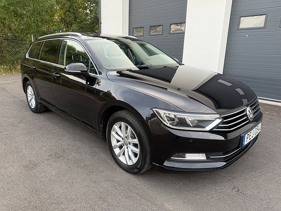 Volkswagen Passat 9 of 30