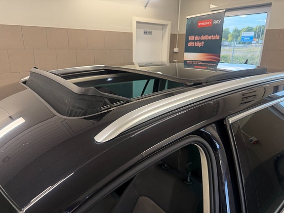 Volkswagen Passat 30 of 30
