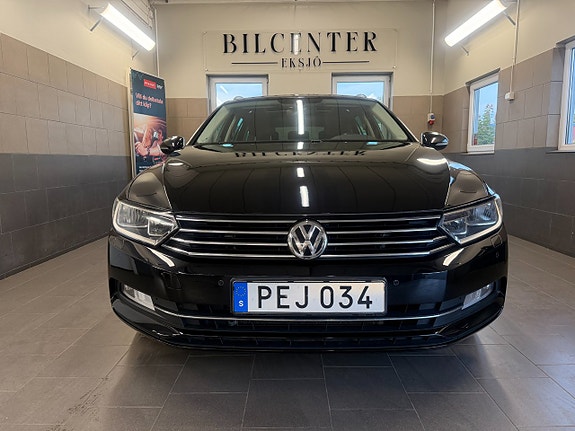Volkswagen Passat 5 of 30