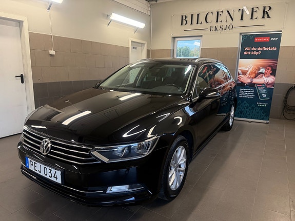 Volkswagen Passat 8 of 30