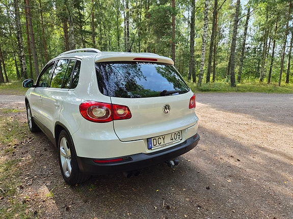 Volkswagen Tiguan 6 of 20