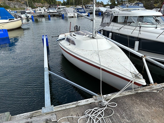 Helmsman 20 bortskänktes 5 of 8