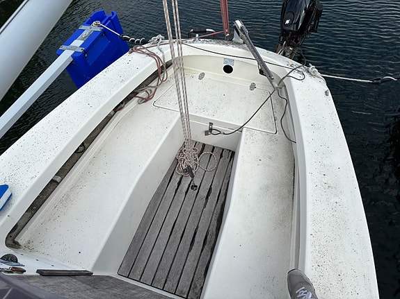 Helmsman 20 bortskänktes 8 of 8