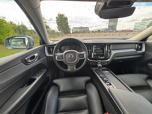 Volvo XC60 21 of 30