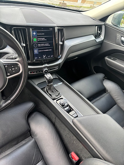 Volvo XC60 20 of 30