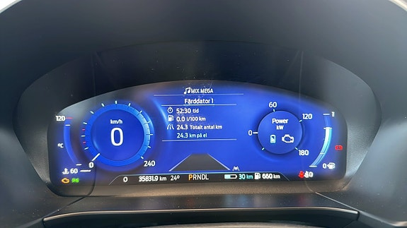 Ford Kuga 13 of 17