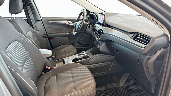 Ford Kuga 3 of 17
