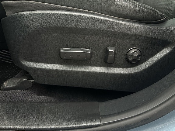 Hyundai Santa Fe 17 of 26