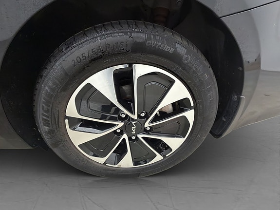 Kia Ceed 28 of 30