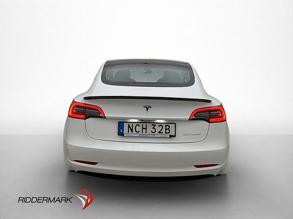Tesla Model 3 8 of 30