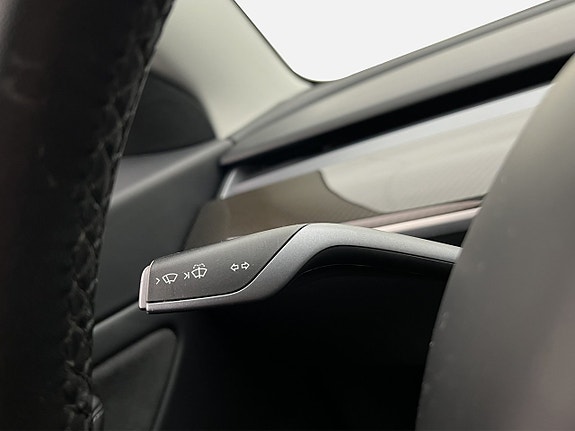 Tesla Model 3 15 of 30