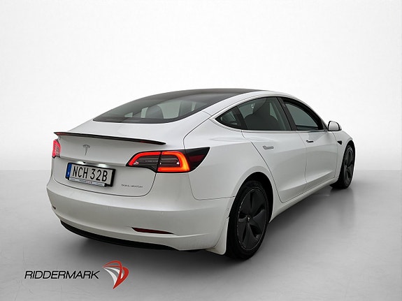 Tesla Model 3 9 of 30
