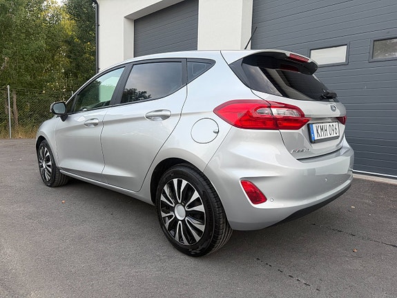 Ford Fiesta 7 of 18