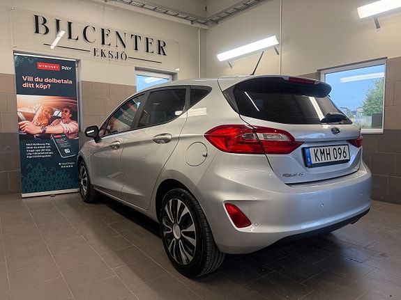 Ford Fiesta 2 of 18