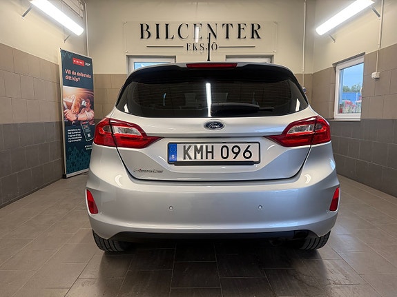 Ford Fiesta 6 of 18