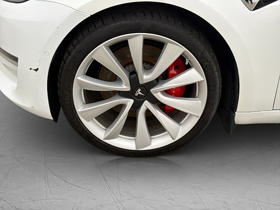 Tesla Model 3 29 of 30