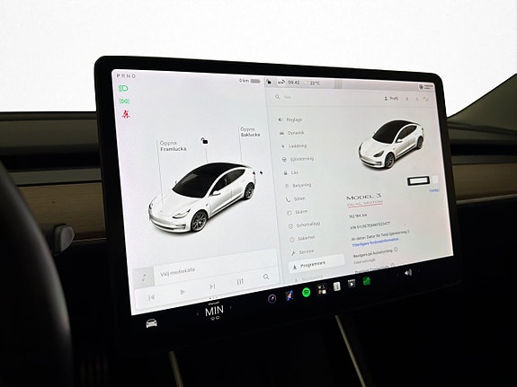 Tesla Model 3 21 of 30